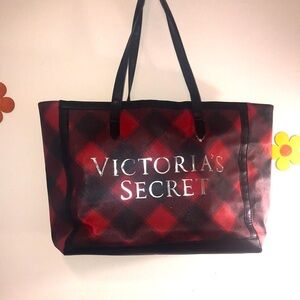 VICTORIAS SECRET TOTE RED AND BLACK PLAID NYLON